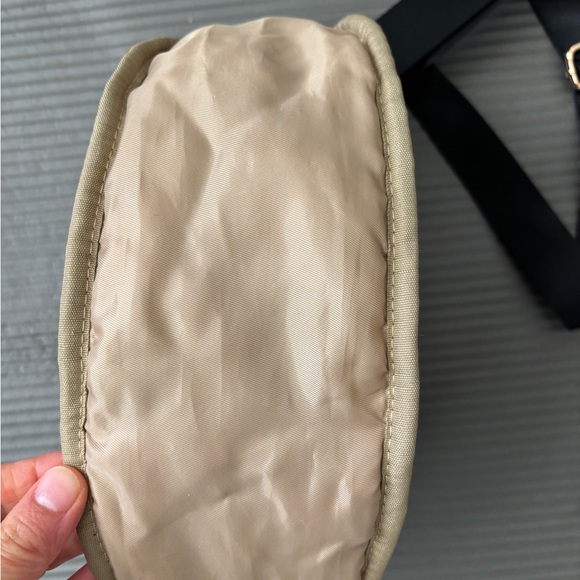 Aria black crescent bag with an outside pocket! - Picture 7 of 8